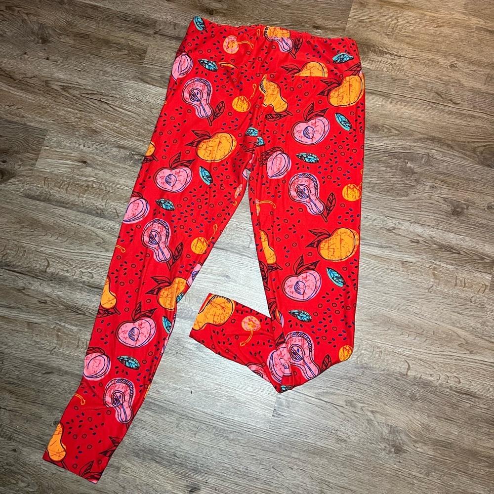 LulaRoe Size Tall Curvy Unique Fun Print Fruits Leggings